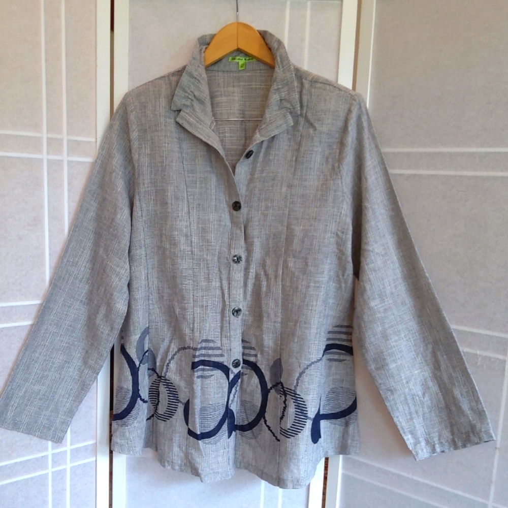 Trisha Tyler gray button up cotton shirt blouse